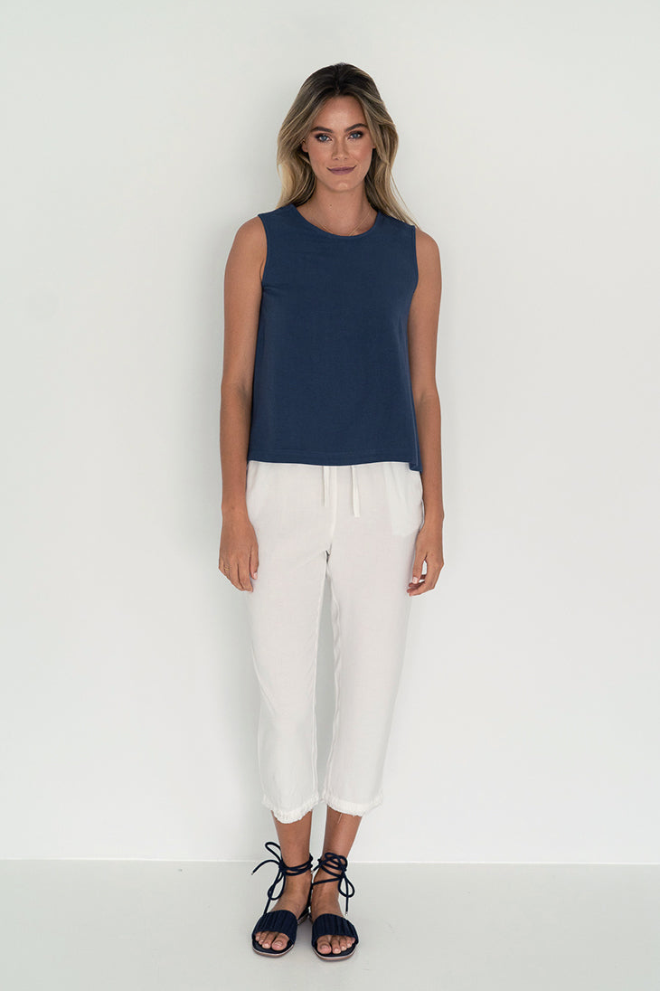 Humidity Lido 3/4 Pant - White