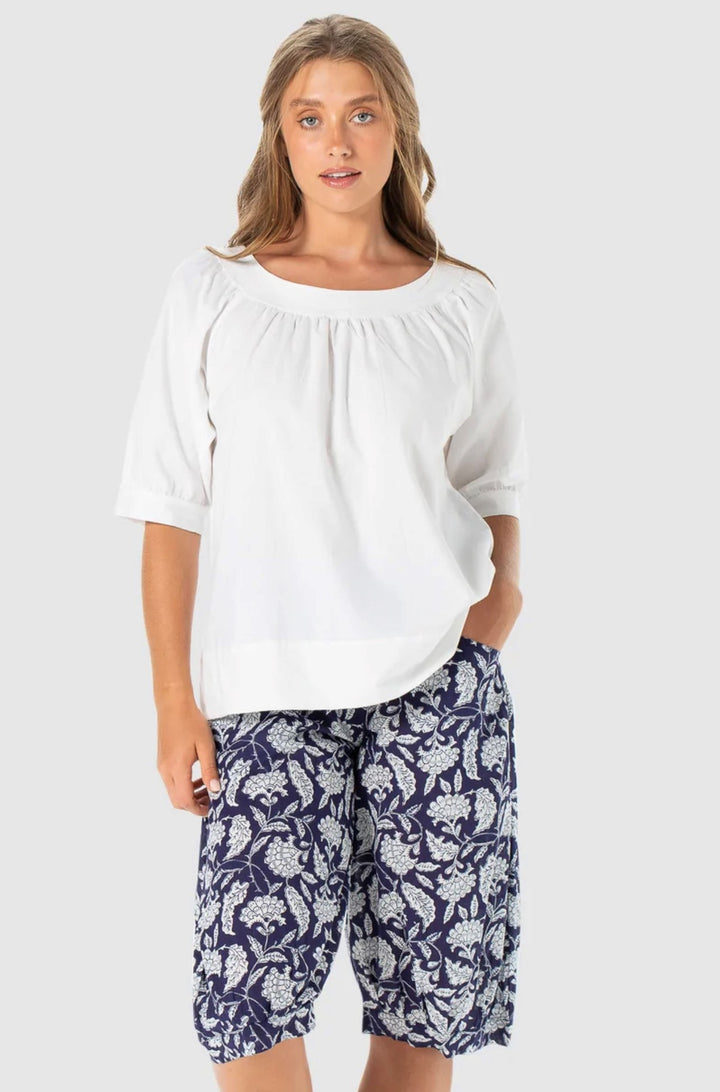 Boom Shankar Jada Short Sapphire Kamal